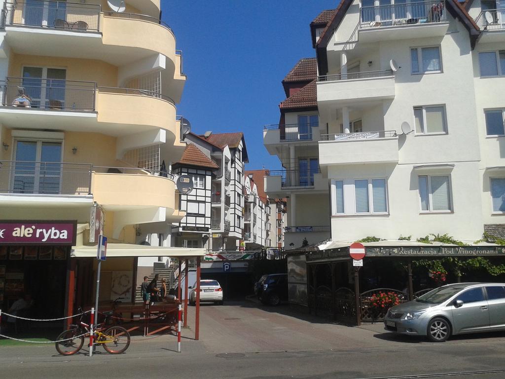 Apartament Portowy Z Garazem, Ul Towarowa โควอบเซก ภายนอก รูปภาพ