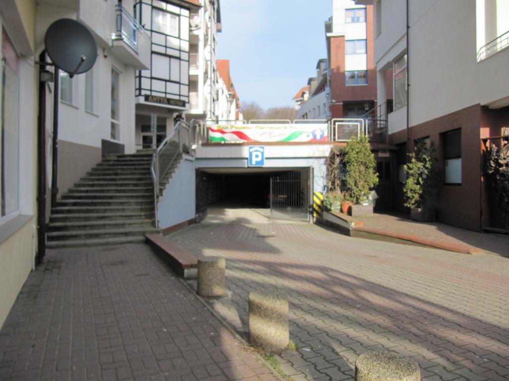 Apartament Portowy Z Garazem, Ul Towarowa โควอบเซก ภายนอก รูปภาพ